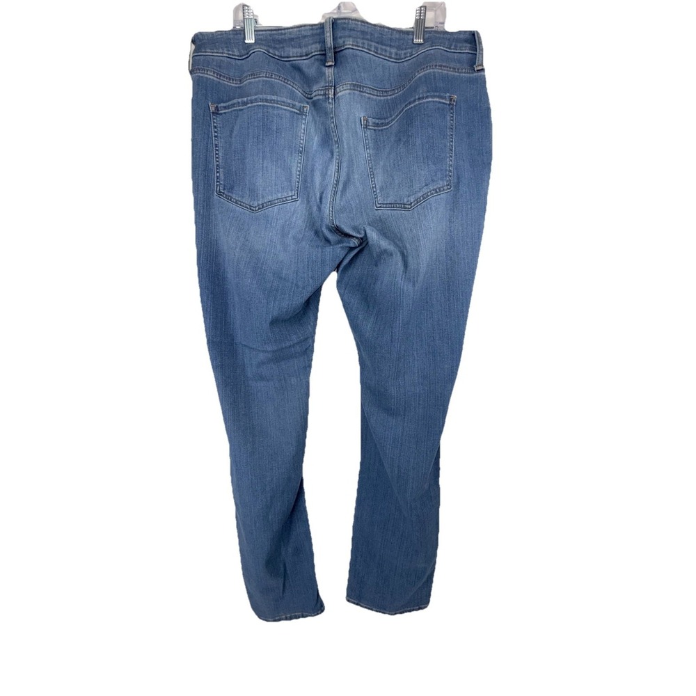 True Classic Jeans Mens Blue Straight High Stretch Comfort Size 38x33 - Picture 3 of 4